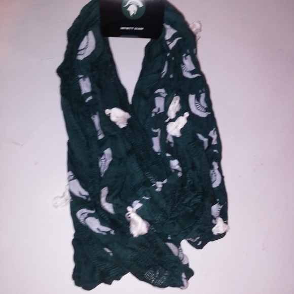 Infiniy‎ Scarf Michigan State - Picture 6 of 7